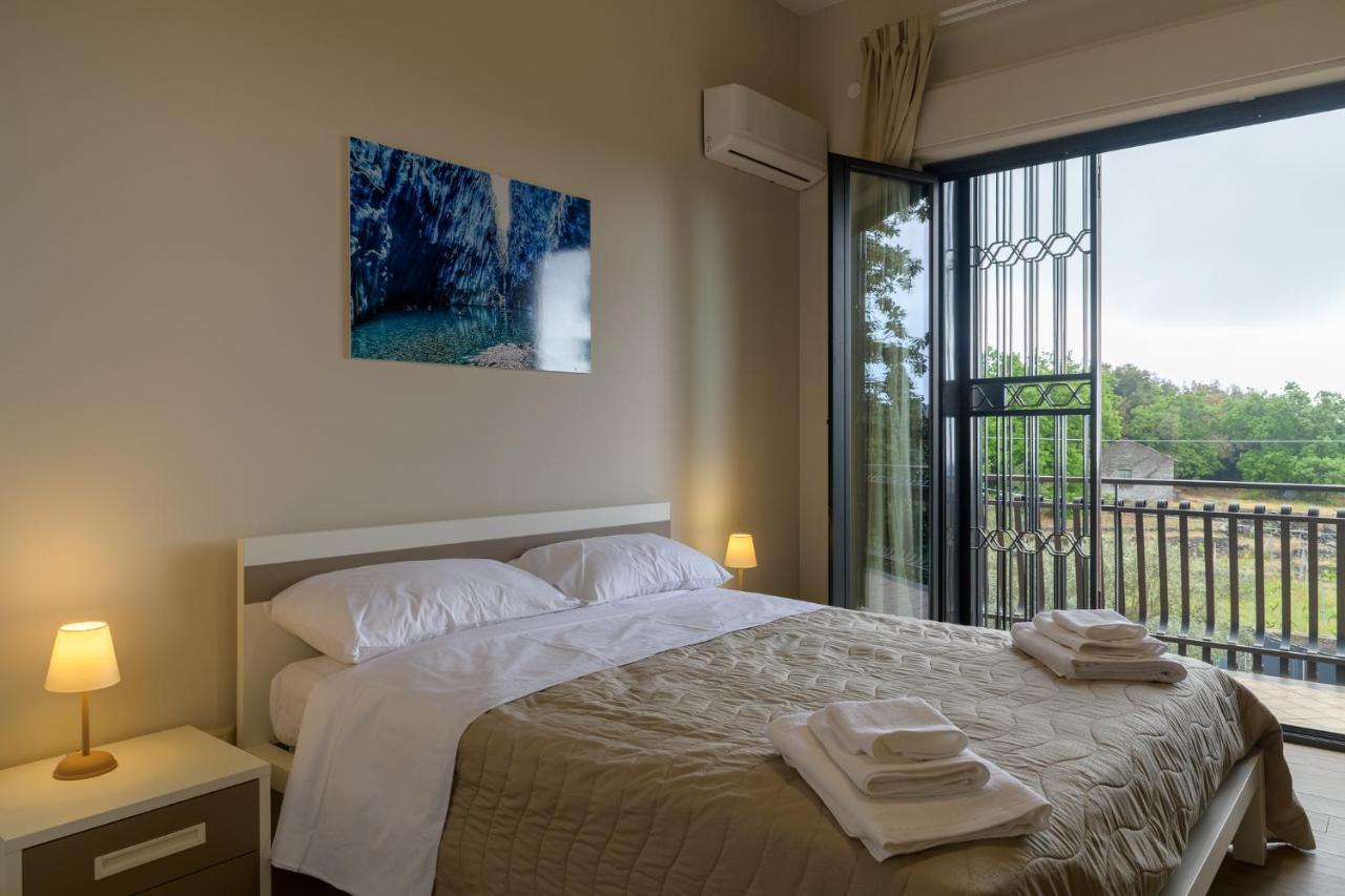 Bee Happy - Bed And Breakfast Zafferana Etnea Exterior photo